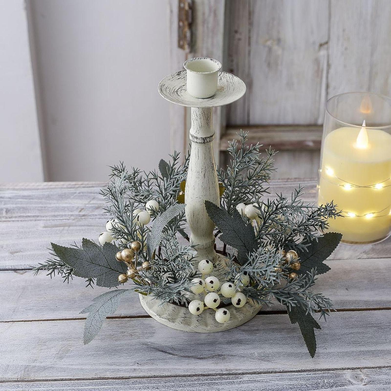 手作りの人工花を使ったキャンドルリース。ホリデーシーズンのテ - Candle Holder Decor のレビューと価格